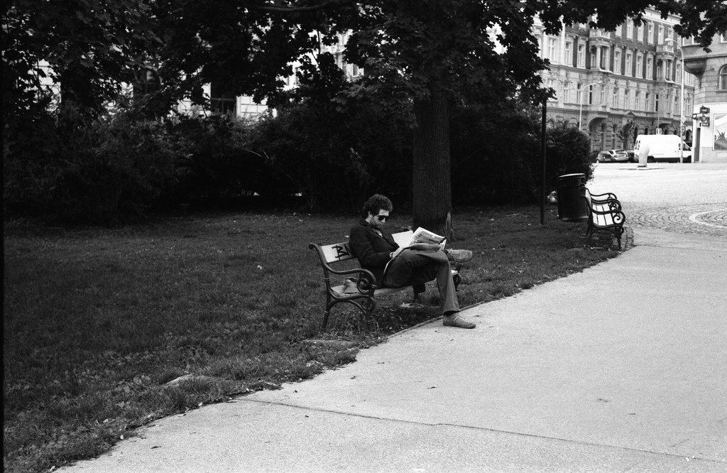 Kiev 4 - New Scan - Reader on the Bench